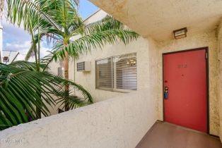 Condominium, 8400 De Longpre ave, West Hollywood , CA 90069 - 35