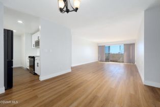 Condominium, 8400 De Longpre ave, West Hollywood , CA 90069 - 5