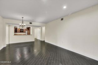 Condominium, 13200 Moorpark st, Sherman Oaks, CA 91423 - 11