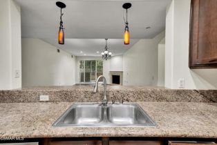 Condominium, 13200 Moorpark st, Sherman Oaks, CA 91423 - 13