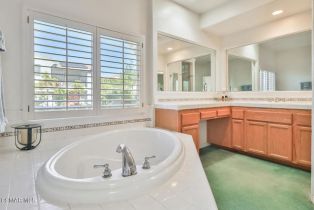 Single Family Residence, 3327 Olivegrove pl, Thousand Oaks, CA 91362 - 35