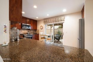 Condominium, 543 Hollyburne ln, Thousand Oaks, CA 91360 - 9