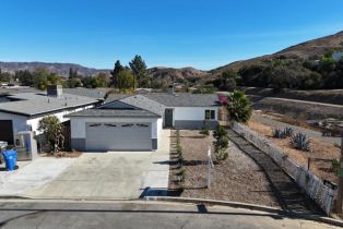 Single Family Residence, 1630 Lark st, Simi Valley, CA 93063 - 15