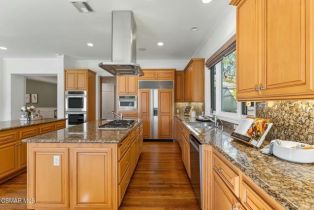 Single Family Residence, 196 Lake Sherwood dr, Lake Sherwood, CA 91361 - 16