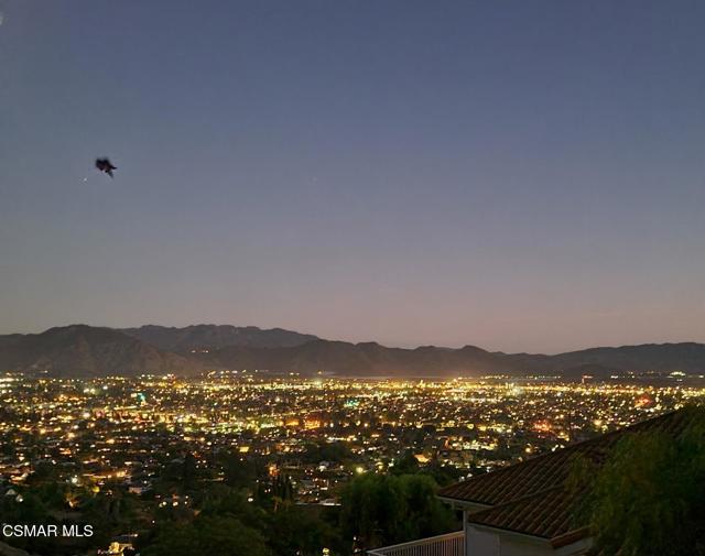 , 22 Santa Cruz way, Camarillo, CA 93010 - 1