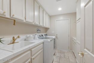 Single Family Residence, 2594 Oak Valley ln, Thousand Oaks, CA 91362 - 29