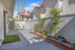Condominium, 950 Quarterhorse ln, Oak Park, CA 91377 - 8