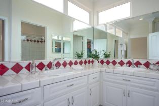 Single Family Residence, 7111 Los Coyotes pl, Camarillo, CA 93012 - 34