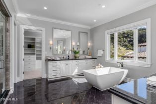 Single Family Residence, 2385 Calbourne ct, Lake Sherwood, CA 91361 - 15