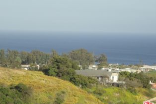 , 6140 GALAHAD rd, Malibu, CA 90265 - 3