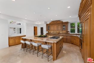 Single Family Residence, 27931 Winding way, Malibu, CA 90265 - 27