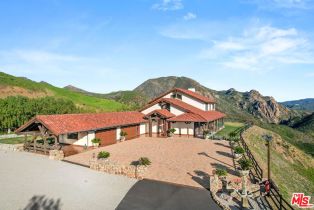 Single Family Residence, 12486 Yerba Buena rd, Malibu, CA 90265 - 8