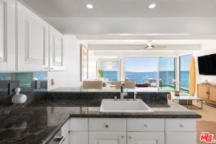 Single Family Residence, 19046 Pacific Coast hwy, Malibu, CA 90265 - 16