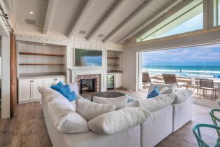 , 2050 Ocean Front, Del Mar, CA 92014 - 4