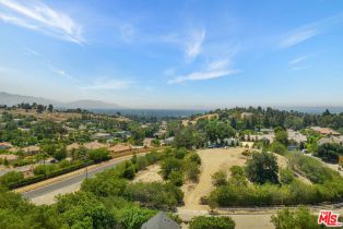 , 18160 Knoll Hill, Granada Hills, CA 91344 - 4