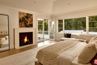 Single Family Residence, 755 Napoli dr, Pacific Palisades, CA 90272 - 16