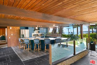 Single Family Residence, 27058 Sea Vista dr, Malibu, CA 90265 - 14