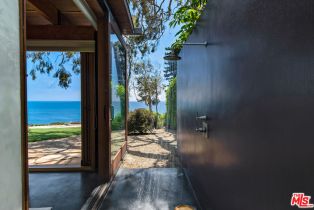 Single Family Residence, 32496 Pacific Coast hwy, Malibu, CA 90265 - 35