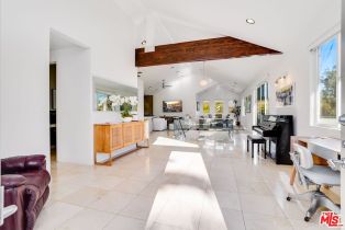 Single Family Residence, 28927 Beach ln, Malibu, CA 90265 - 5