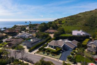 Single Family Residence, 3615   Malibu Country Dr, Malibu, CA  Malibu, CA 90265