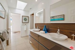 Single Family Residence, 5916 Via Zurita, La Jolla, CA 92037 - 19