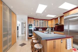 Single Family Residence, 5916 Via Zurita, La Jolla, CA 92037 - 39