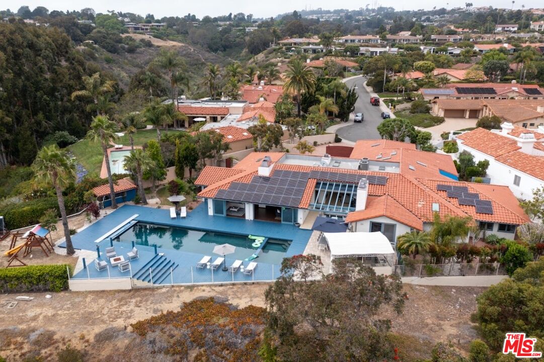 Single Family Residence, 5916 Via Zurita, La Jolla, CA 92037 - 1