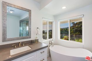 Single Family Residence, 21470 Rambla Vista, Malibu, CA 90265 - 8