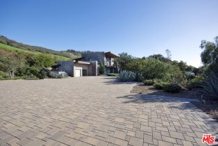 , 3000 Decker Canyon rd, Malibu, CA 90265 - 5