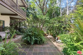 Single Family Residence, 1721 Benedict Canyon dr, Beverly Hills, CA 90210 - 15