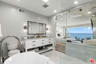 Single Family Residence, 20460 Pacific Coast, Malibu, CA 90265 - 19