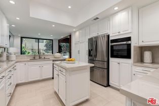 Condominium, 2281 Century hl, Westwood, CA 90067 - 9