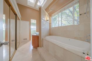 , 3951 Sunswept dr, Studio City, CA 91604 - 40