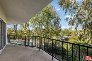 Single Family Residence, 15569 Meadowgate rd, Encino, CA 91436 - 11