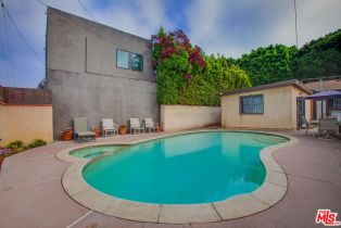 Single Family Residence, 3047 Delaware ave, Santa Monica, CA 90404 - 5