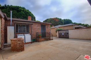 Single Family Residence, 3047 Delaware ave, Santa Monica, CA 90404 - 4