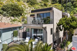 , 348 Y Place, Laguna Beach, CA 92651 - 3