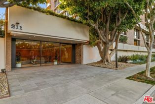 Condominium, 211 Spalding dr, Beverly Hills, CA 90212 - 2