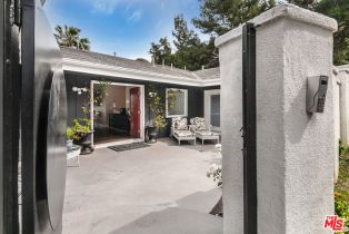 Single Family Residence, 3200 Wrightwood dr, Studio City, CA 91604 - 3