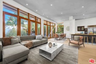 Single Family Residence, 1055 26th st, Santa Monica, CA 90403 - 3