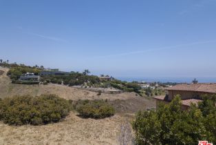 , 6112 Galahad, Malibu, CA 90265 - 2