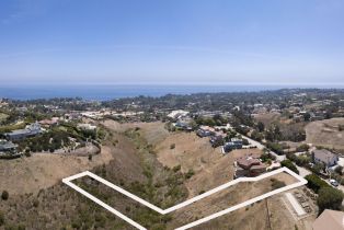 , 6112 Galahad, Malibu, CA 90265 - 4