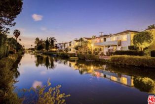 Single Family Residence, 2913 S Grand Canal, Venice, CA 90291 - 8