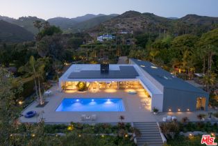 Single Family Residence, 27044   Sea Vista Dr, Malibu, CA  Malibu, CA 90265