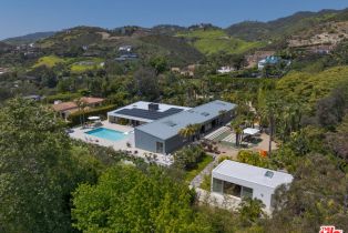 Single Family Residence, 27044 Sea Vista dr, Malibu, CA 90265 - 5