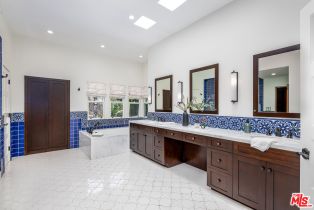 Single Family Residence, 26743 Via Linda st, Malibu, CA 90265 - 29