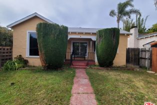 Single Family Residence, 749 Brooks ave, Venice, CA 90291 - 2