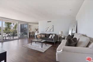 Condominium, 131 Gale dr, Beverly Hills, CA 90211 - 4