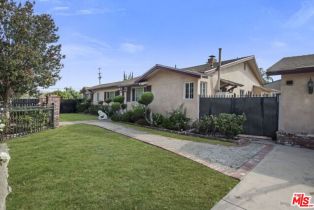 Single Family Residence, 22658 Victory blvd, Woodland Hills, CA 91367 - 5