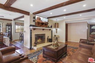 Single Family Residence, 22658 Victory blvd, Woodland Hills, CA 91367 - 28